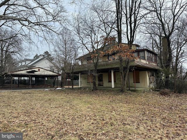 1400 PLYMOUTH BLVD, Norristown, PA 19401