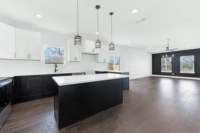 2821 Morse Street, Greenville, TX 75401