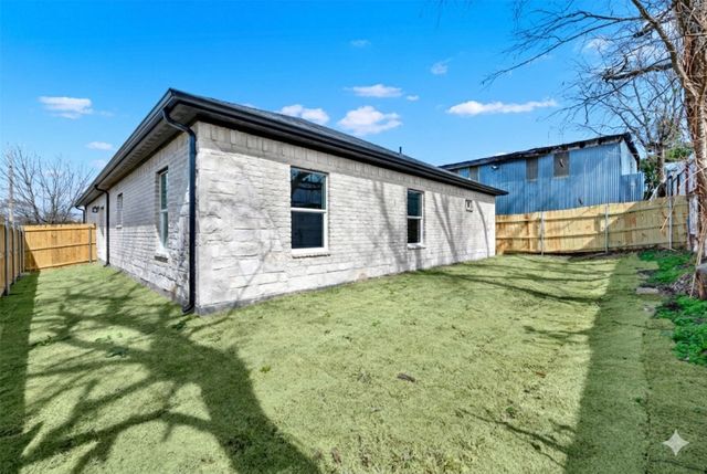 2821 Morse Street, Greenville, TX 75401