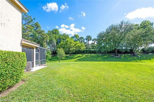 1262 Barrigona CT, Naples, FL 34119