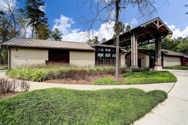 17215 Sages Ravine Drive, Humble, TX 77346