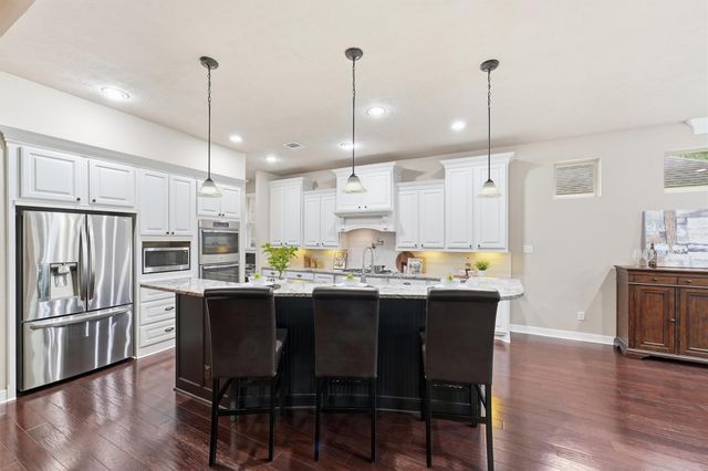 17215 Sages Ravine Drive, Humble, TX 77346