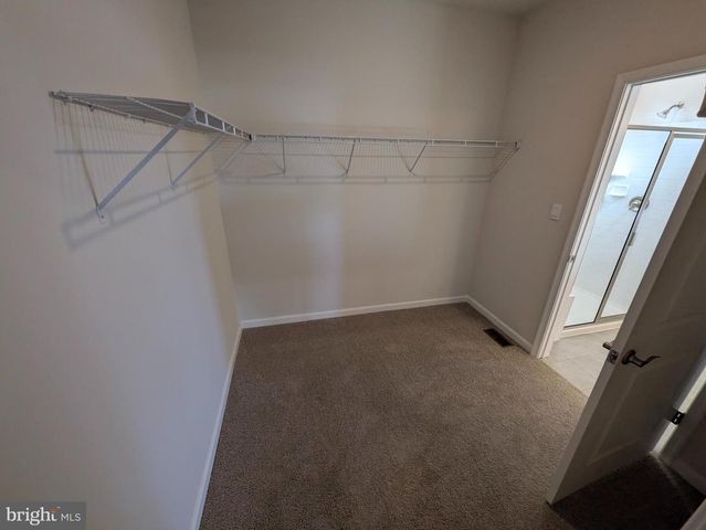 1420 SILK RUN, Breinigsville, PA 18031