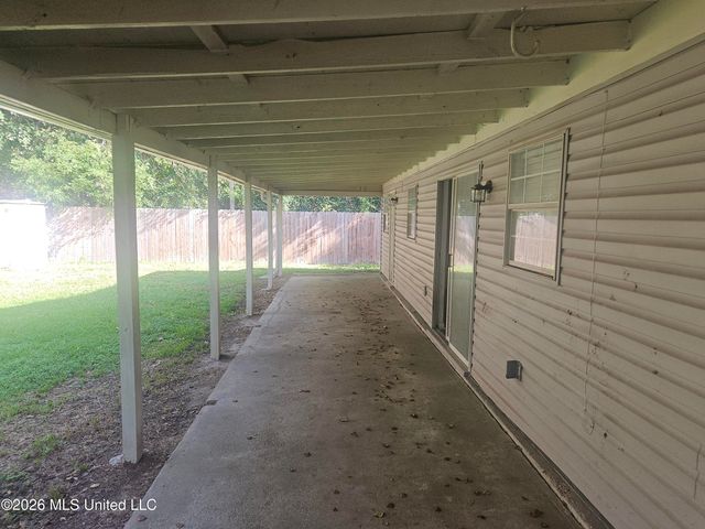 1309 Parktown Drive, Ocean Springs, MS 39564