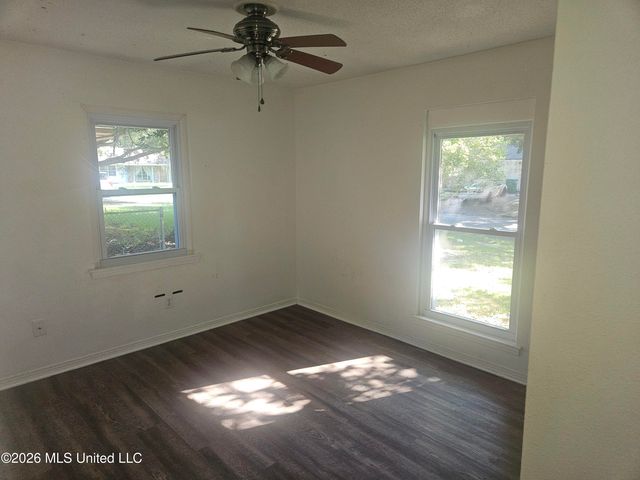 1309 Parktown Drive, Ocean Springs, MS 39564
