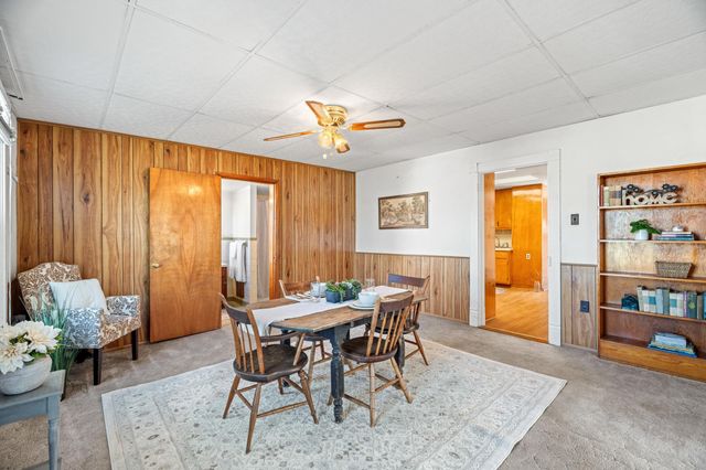 25 TILT HAMMER CIR, Staunton, VA 24401