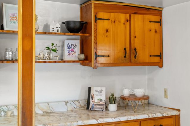 25 TILT HAMMER CIR, Staunton, VA 24401