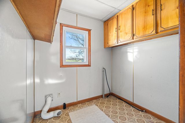 25 TILT HAMMER CIR, Staunton, VA 24401