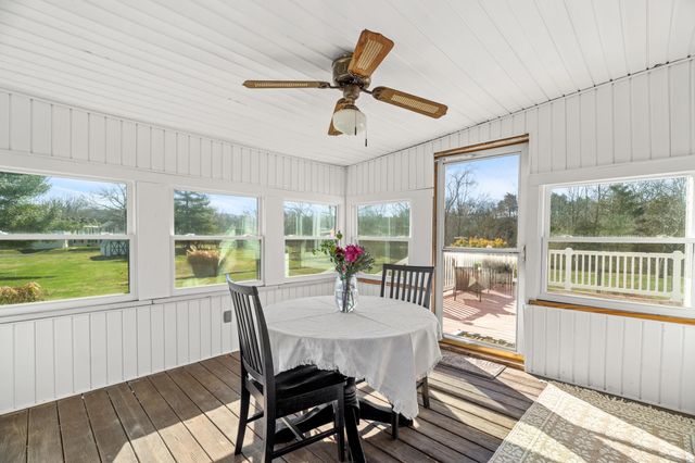 25 TILT HAMMER CIR, Staunton, VA 24401