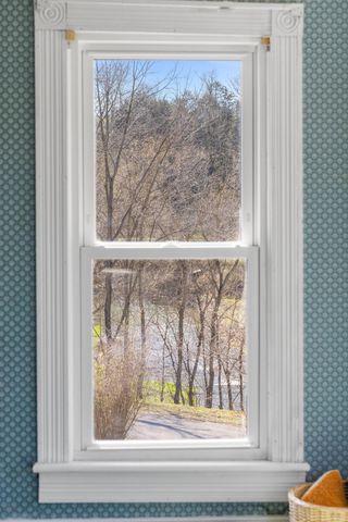 25 TILT HAMMER CIR, Staunton, VA 24401