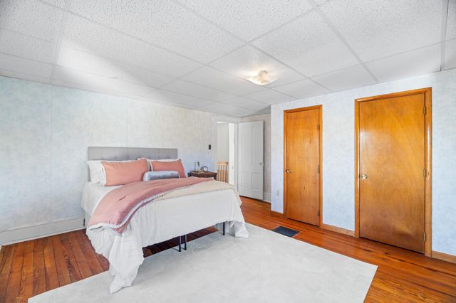 25 TILT HAMMER CIR, Staunton, VA 24401