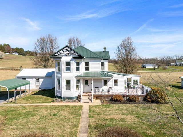 25 TILT HAMMER CIR, Staunton, VA 24401