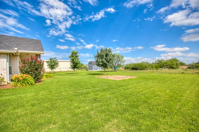5242 Grey Wolf Lane, San Angelo, TX 76901