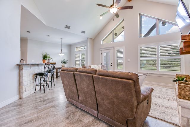 5242 Grey Wolf Lane, San Angelo, TX 76901