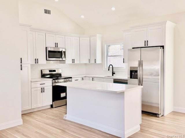 10 Amarr Drive, Shirley, NY 11967