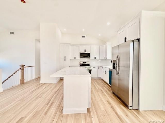 10 Amarr Drive, Shirley, NY 11967