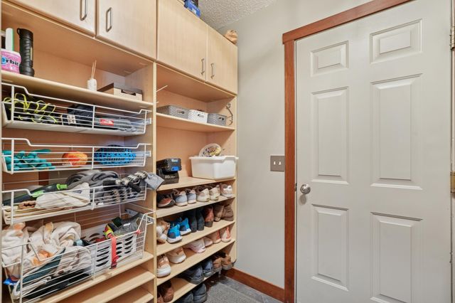 6664 Clearwater Creek Drive, Lino Lakes, MN 55038