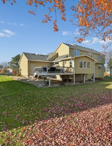 6664 Clearwater Creek Drive, Lino Lakes, MN 55038