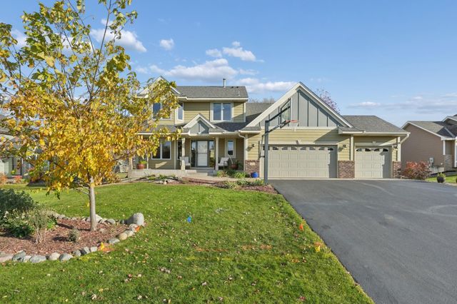 6664 Clearwater Creek Drive, Lino Lakes, MN 55038