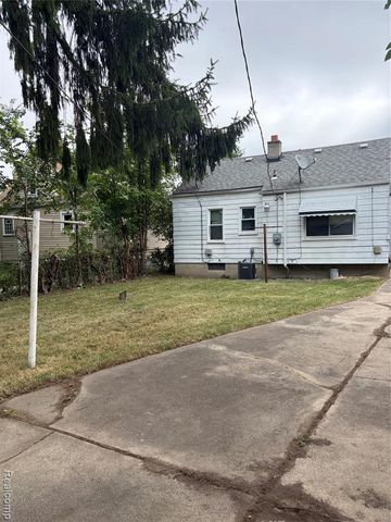 7361 Ashton Avenue, Detroit, MI 48228