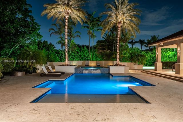 8967 SW 117th St, Miami, FL 33176