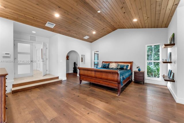 8967 SW 117th St, Miami, FL 33176