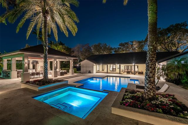 8967 SW 117th St, Miami, FL 33176