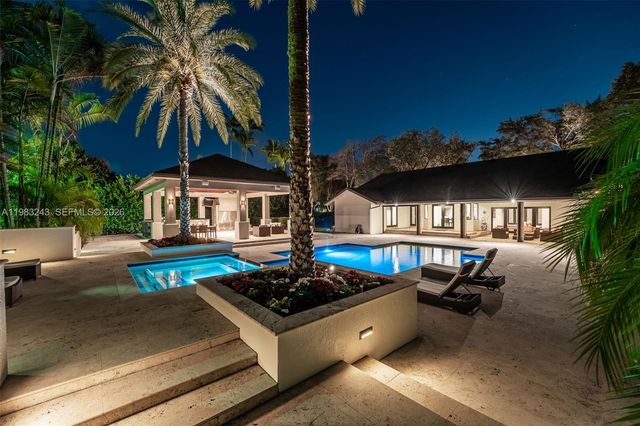 8967 SW 117th St, Miami, FL 33176