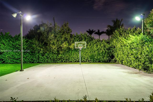 8967 SW 117th St, Miami, FL 33176