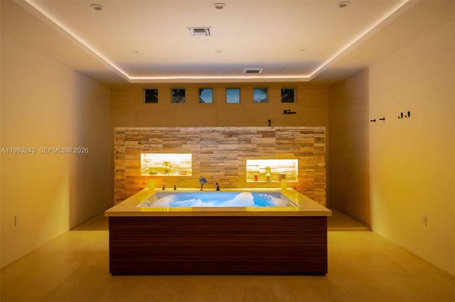 8967 SW 117th St, Miami, FL 33176