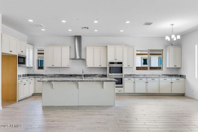 17837 W PASADENA Avenue, Litchfield Park, AZ 85340