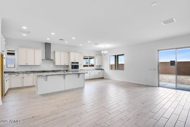 17837 W PASADENA Avenue, Litchfield Park, AZ 85340