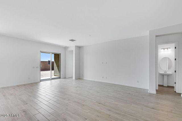 17837 W PASADENA Avenue, Litchfield Park, AZ 85340