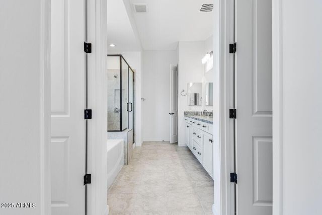 17837 W PASADENA Avenue, Litchfield Park, AZ 85340
