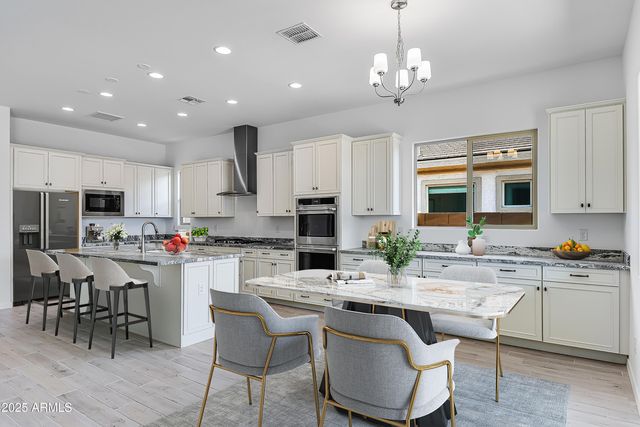 17837 W PASADENA Avenue, Litchfield Park, AZ 85340