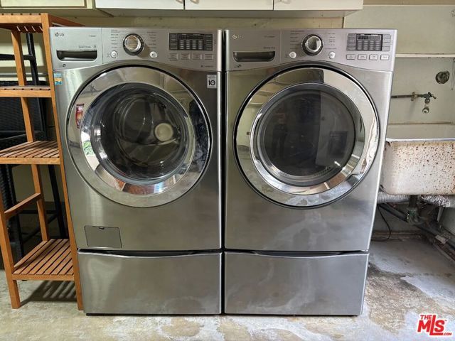 1410 Dartmouth Drive, Glendale, CA 91205