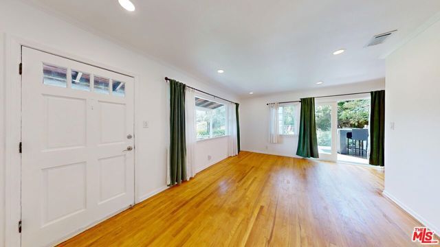 1410 Dartmouth Drive, Glendale, CA 91205