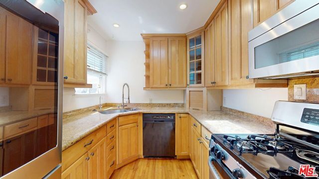 1410 Dartmouth Drive, Glendale, CA 91205