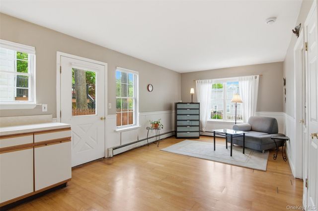 23 Woodside Avenue, Port Jefferson, NY 11777
