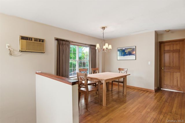 23 Woodside Avenue, Port Jefferson, NY 11777