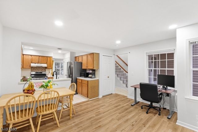 16 Stone Edge Rd, Bedminster Twp., NJ 07921