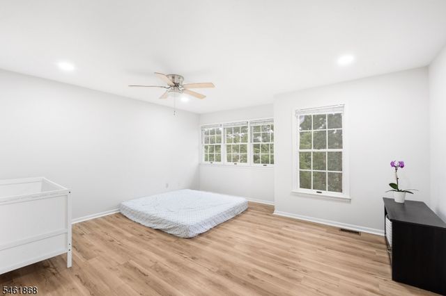16 Stone Edge Rd, Bedminster Twp., NJ 07921