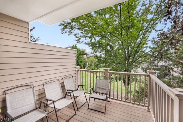 16 Stone Edge Rd, Bedminster Twp., NJ 07921
