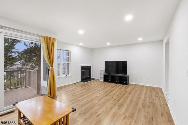 16 Stone Edge Rd, Bedminster Twp., NJ 07921