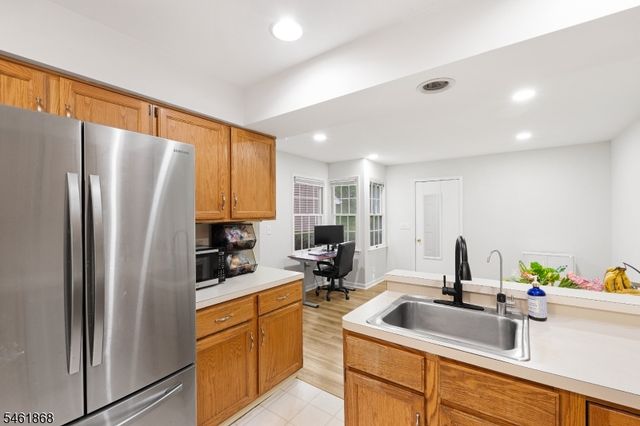 16 Stone Edge Rd, Bedminster Twp., NJ 07921