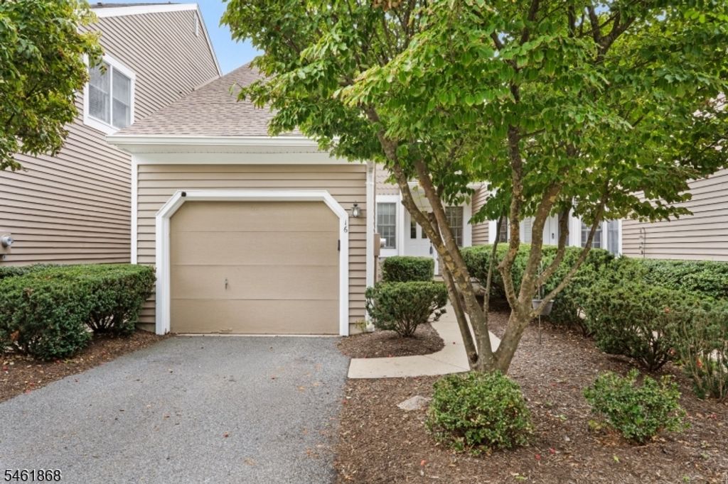 16 Stone Edge Rd, Bedminster Twp., NJ 07921 — photo 2