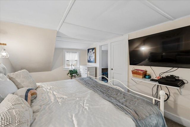 43 Webster Lake Road, Franklin, NH 03235