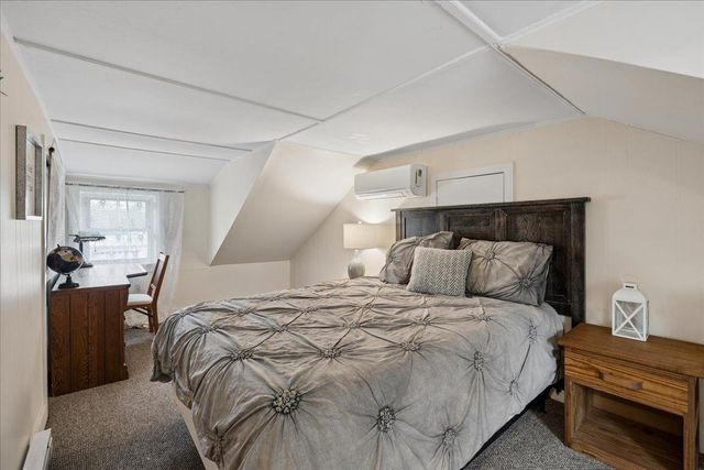 43 Webster Lake Road, Franklin, NH 03235