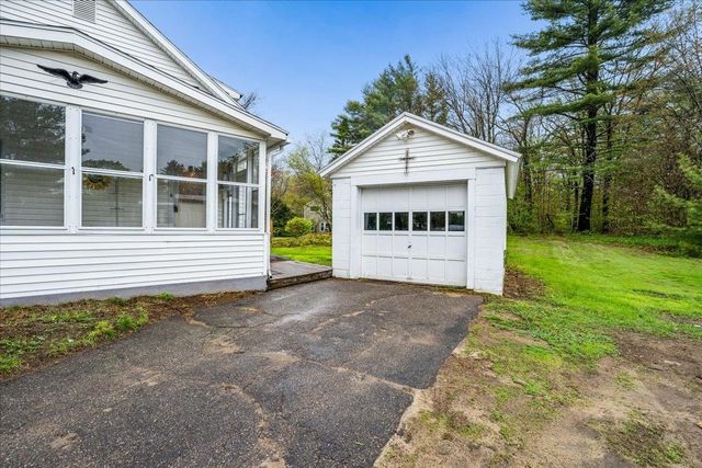 43 Webster Lake Road, Franklin, NH 03235