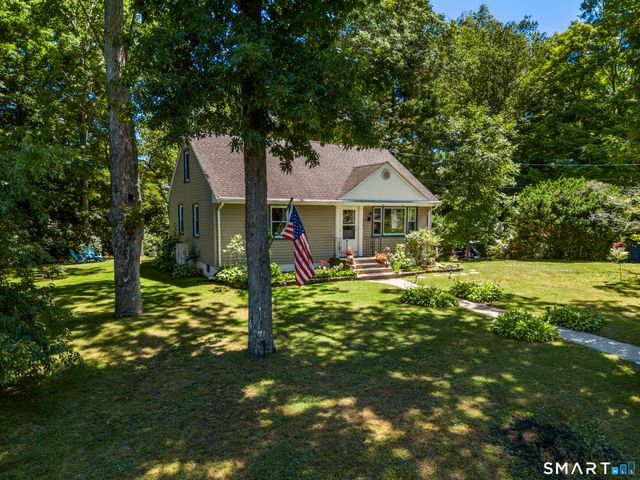 24 Forest Avenue, Groton, CT 06355